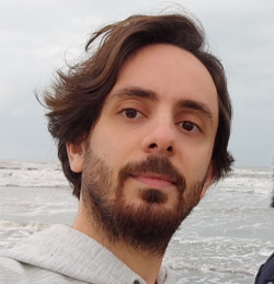 امیر هنرمند زاده